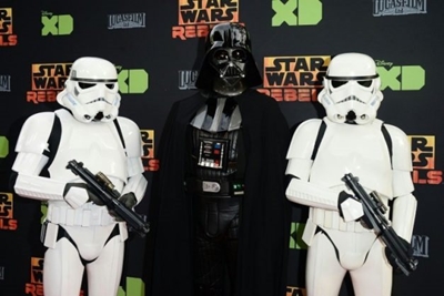 Disney throws down gauntlet in war on Netflix