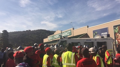 EFF marchers at Food Lover's Market