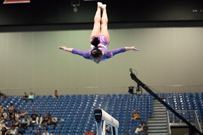 Plaaslike gimnaste presteer in Uitenhage
