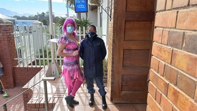 Loslit polisievrou ook ‘n 'funky fairy'