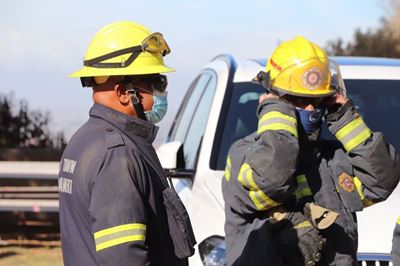 Premier Winde thanks firefighters, NGOs and residents 