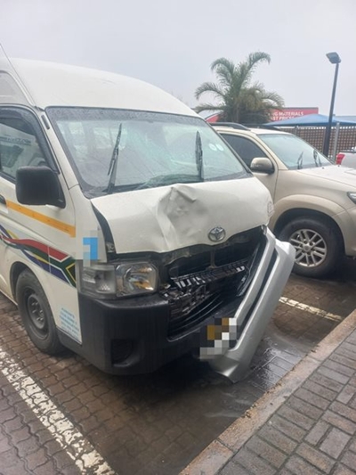 Traffic officer hit by taxi