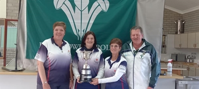 George Bowling Club bag gold and silver in Eden Trips