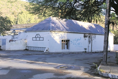 Swembadplakkers en misdadigers se dae amper getel 