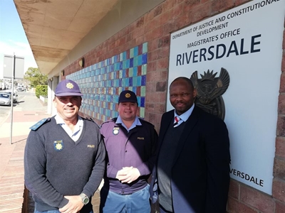 Regsgeskiedenis gemaak in Stilbaai
