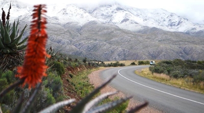 Koue en sneeu tref Klein Karoo