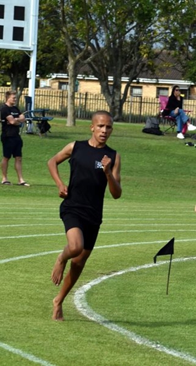 Diaz Primêr leerder hardloop die afstand