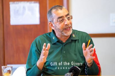 Gift of the Givers’ Dr. Imtiaz Sooliman honoured as ‘Person of the Year’
