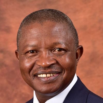 David Mabuza delays becoming an MP