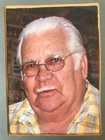 George groet Jan Reyneke (90)