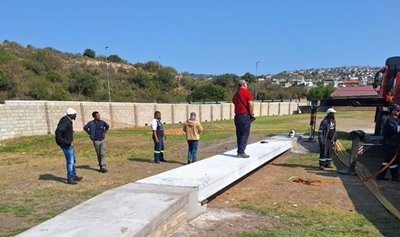 Geen meer moddervoete vir Groot-Brak se rugbytoeskouers