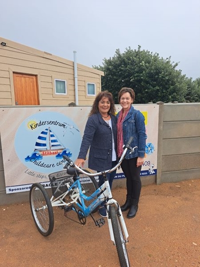 Stilbaai Kindersentrum skenk fiets