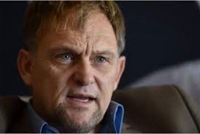 Video of Pat Symcox’s ‘awesome’ ‘friend’ Steve Hofmeyr goes viral