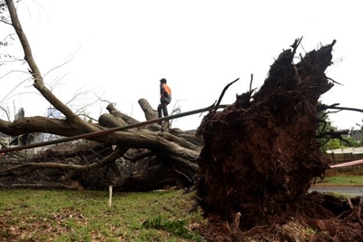 Eskom ‘working around the clock’ to fix power outages as possible storms loom