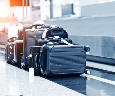  Thousands of travellers stranded without luggage at OR Tambo airport during festive season chaos