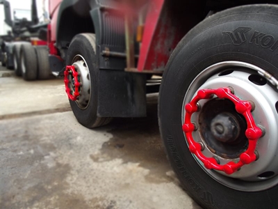 Wheel safety tip