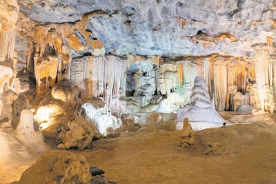 Wonder and value of the Cango Caves highlighted as world celebrates Caves Week
