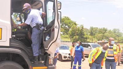 Safer Festive Season: Police Minister kicks off countrywide inspection tour