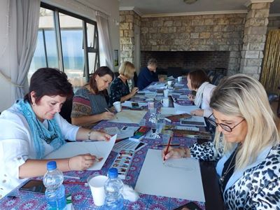Women enjoy creative retreat