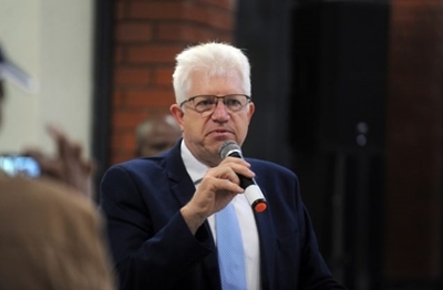 Western Cape sidesteps national government to approach vaccine manufacturers