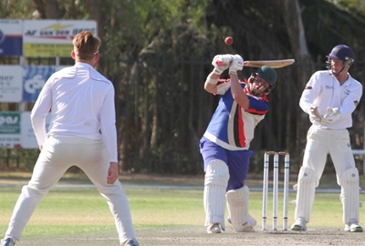 T20 cricket's first ball in new season's action