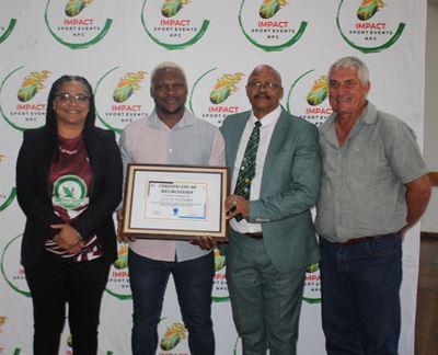Kabamba Floors vereer vir sy rugbyprestasies