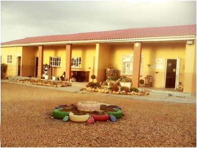 Plaasskool vier sy 50 bestaansjare