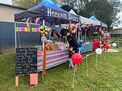 Weer speel saam vir Wonka-fliek in Hoekwil