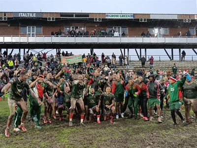 Gardens edge Robertson in 29-28 thriller