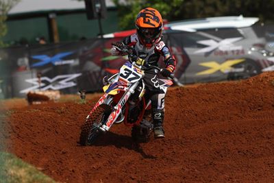 Local tears up track in Bloemfontein