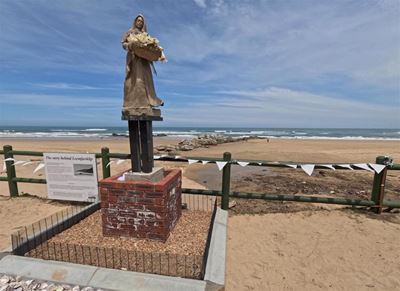 Statue of Leentjie unveiled