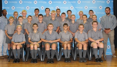 Netbal- en rugbyspelers aan die gang