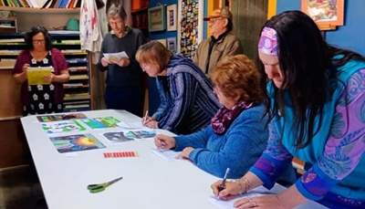 Vindingryke kinders laat die kunspot kook
