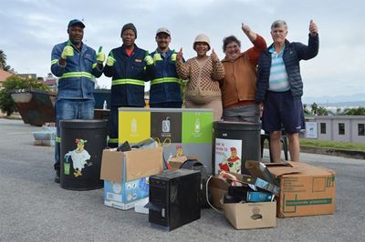 Bring jou gevaarlike huishoudelike afval vir die munisipaliteit