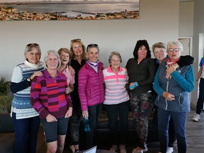 Good turnout at women's golf competition