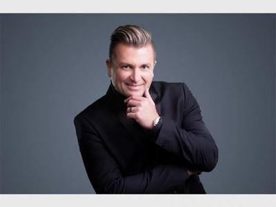 Pieter Koen 'n gas by Cuppa-funksie vanjaar