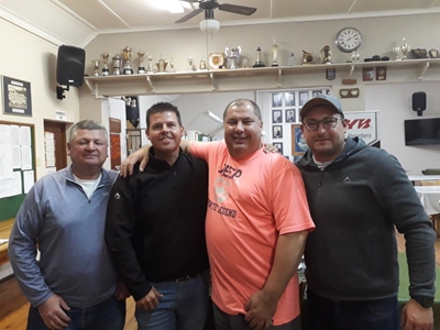 Ballbarians klou verbete aan 1ste plek
