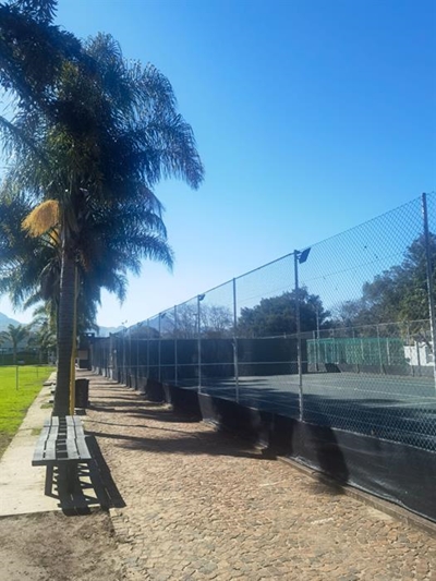 Kom speel netbal net vir die pret