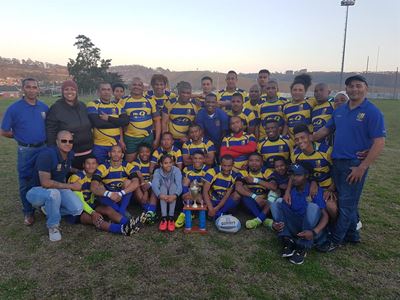 Garden Route-rugbyklub seëvier in Kusstreekliga