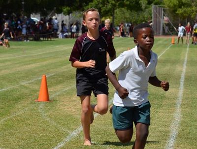 Interskole-atletiek by Laer Volkskool