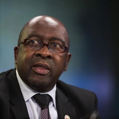 Minister wants municipality back on track