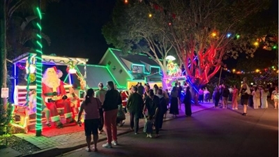 Spring vinnig om Oewerstraat se liggies vir oulaas te sien