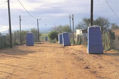 Mobiele toilette laat 'n wrang smaak