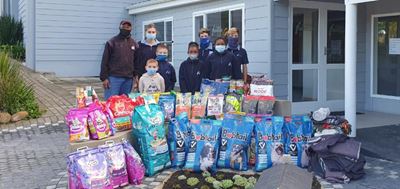 Welcome food drive for Kaws