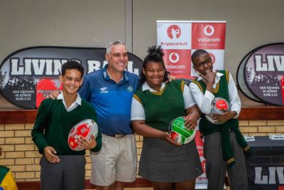 I grew up poor, professional golfer tells learners