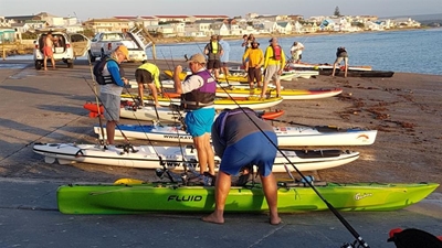 Ideale weer vir eerste kajak-visvangkompetisie