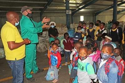 Educational visit to recycling plant