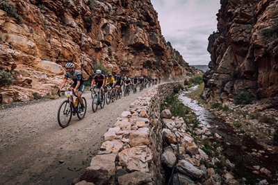 Iconic Passes and Gravel Grand Finale at 2023 Prince George 100 Miler  