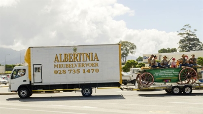 Transportwa aan ou tolhuis in geskenk
