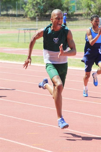 Atletiekbyeenkoms by De Jager-sportkompleks